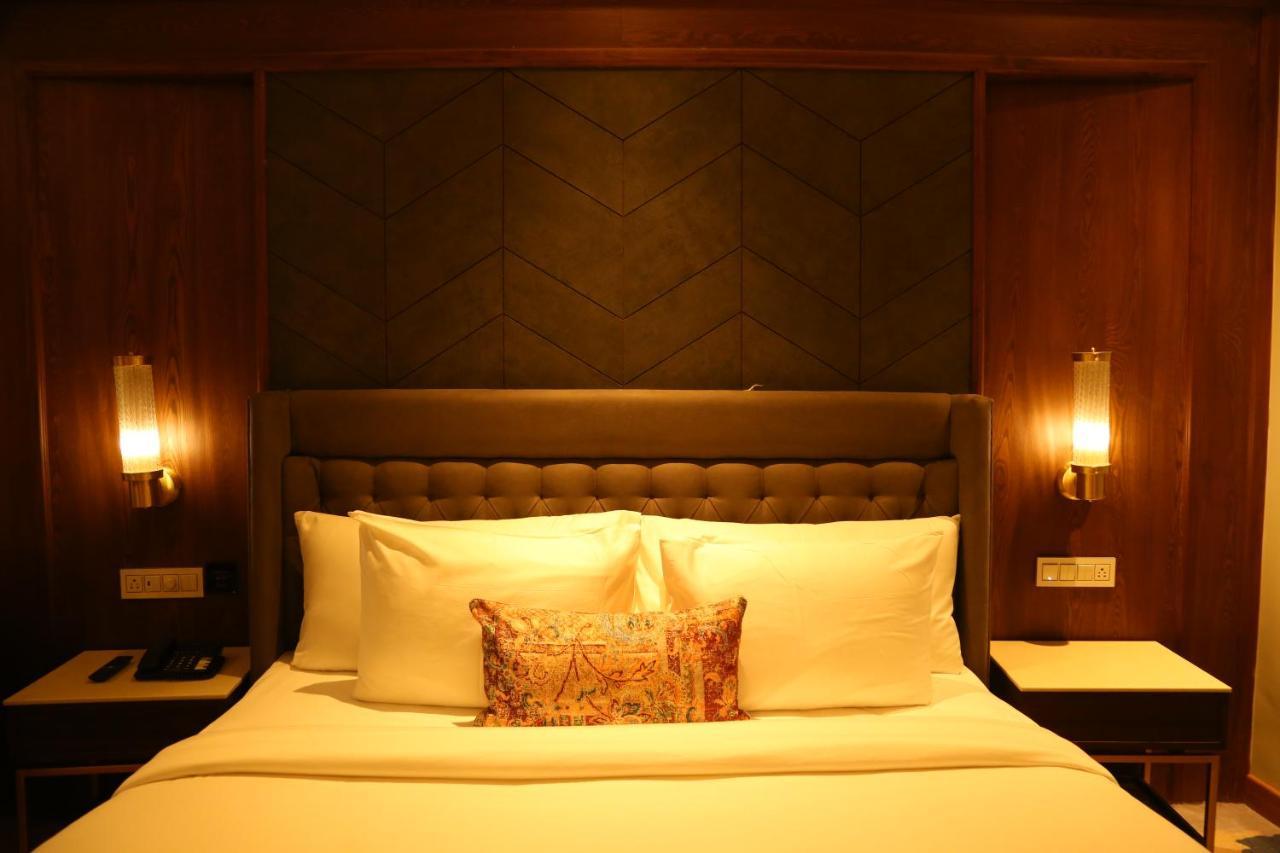 Dreamz Inn&Suites Zirakpur Kültér fotó