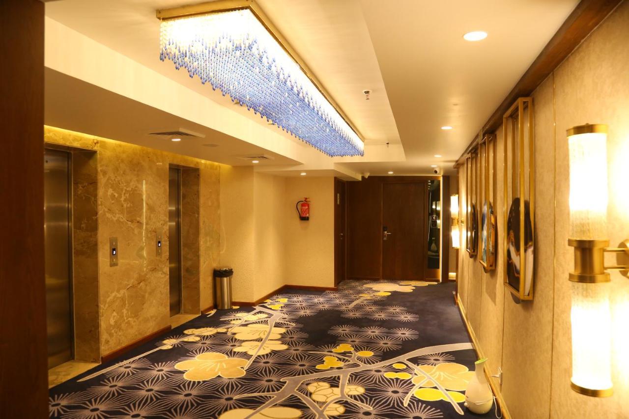 Dreamz Inn&Suites Zirakpur Kültér fotó