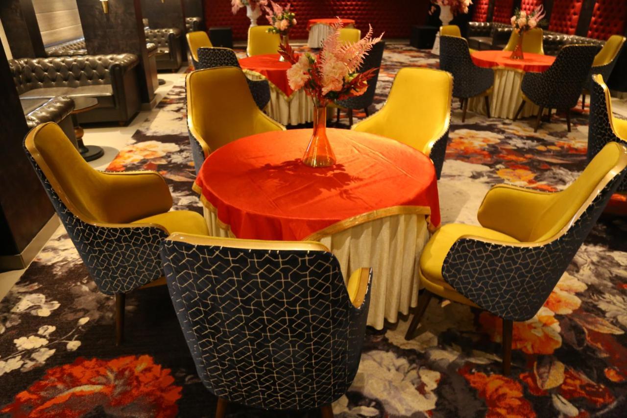 Dreamz Inn&Suites Zirakpur Kültér fotó