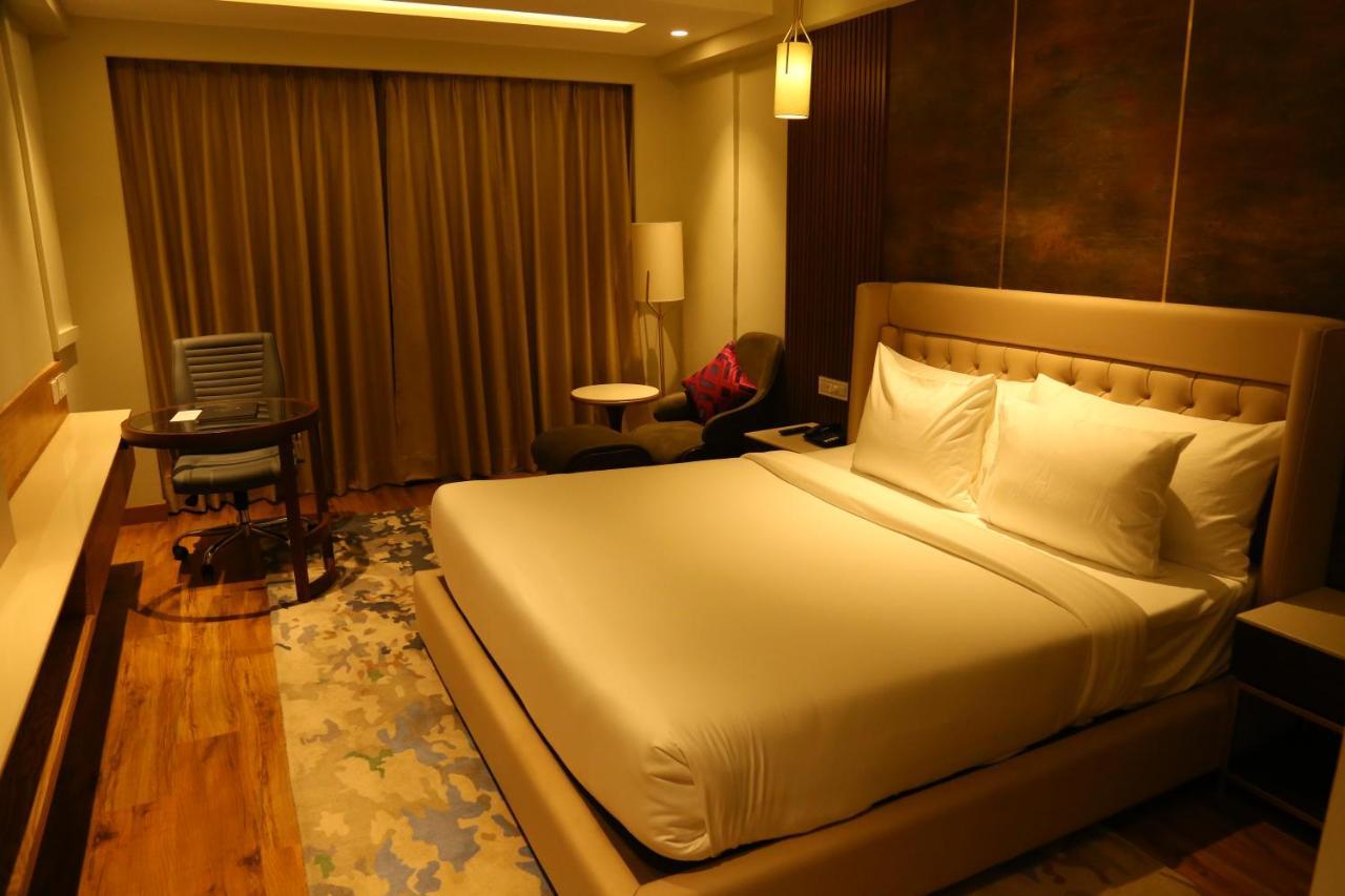 Dreamz Inn&Suites Zirakpur Kültér fotó
