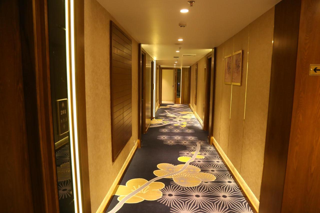 Dreamz Inn&Suites Zirakpur Kültér fotó