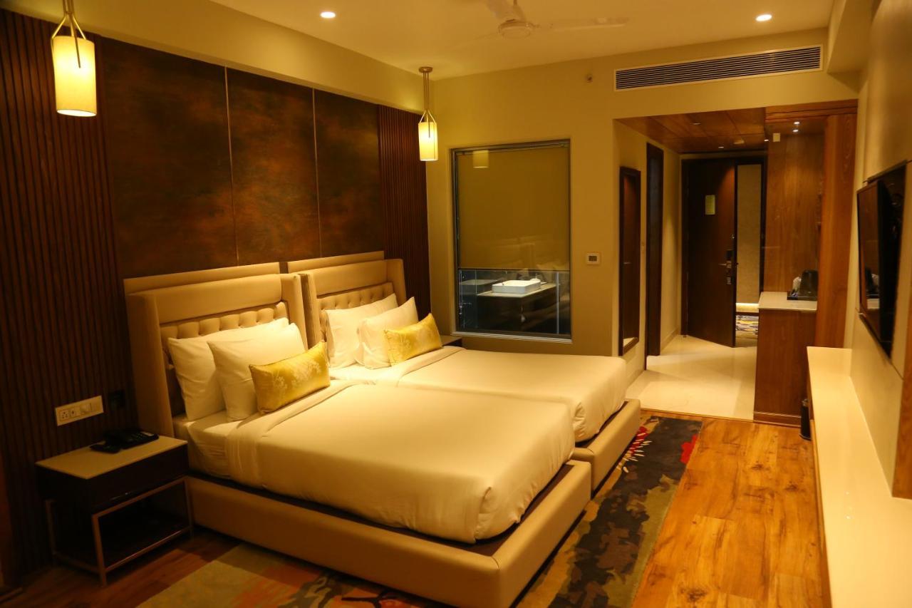 Dreamz Inn&Suites Zirakpur Kültér fotó