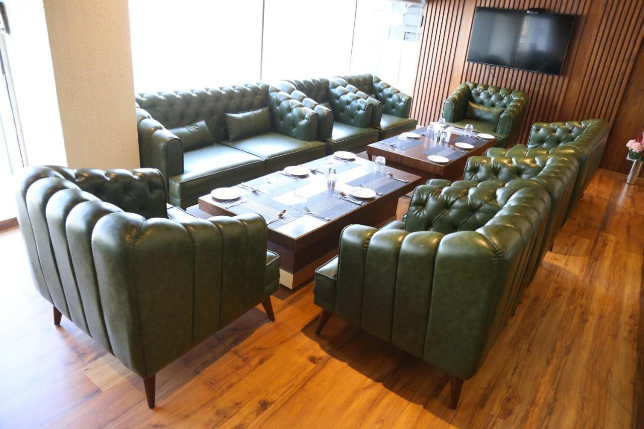 Dreamz Inn&Suites Zirakpur Kültér fotó
